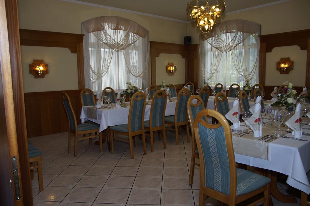 Ratskeller Thum Hotel Exterior foto
